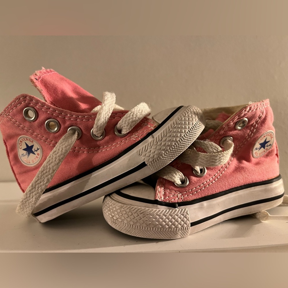 Toddler/Baby Pink Converse